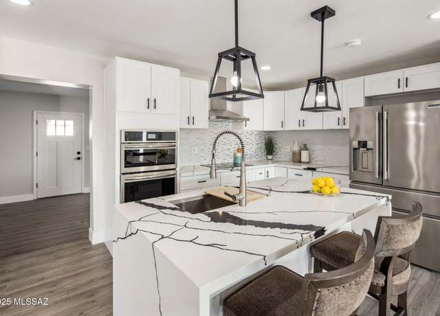 Property at 538 N 74th St, Scottsdale, AZ 85257, 4 beds, 2 baths