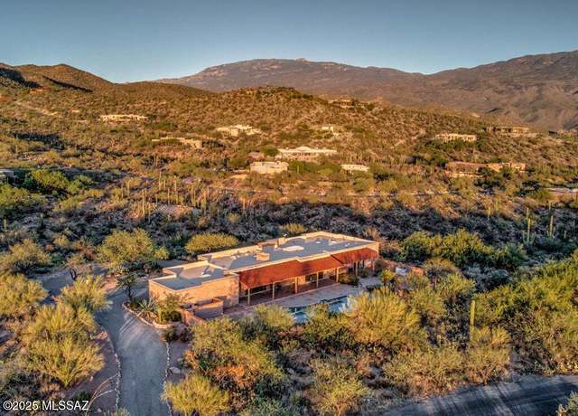Property at 3350 N Wide Loop Dr, Tucson, AZ 85749, 4 beds, 2.5 baths