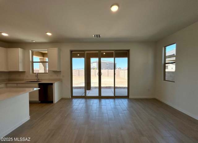 Property at 7910 S Star Wash Loop, Tucson, AZ 85757, 3 beds, 2.5 baths