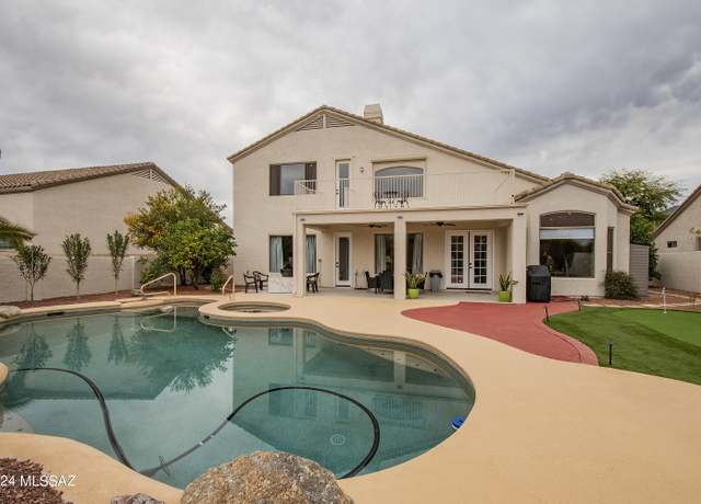 Property at 13065 N Woodburne Ave, Oro Valley, AZ 85755, 5 beds, 2.5 baths