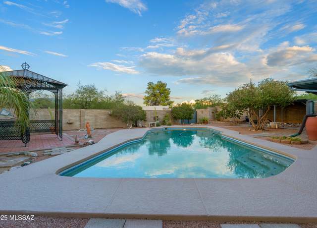 Property at 1731 S Kevin Dr, Tucson, AZ 85748, 4 beds, 2 baths
