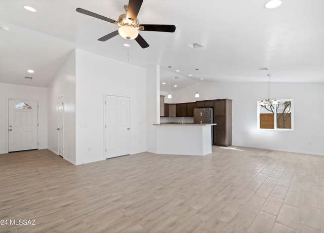 Property at 1666 Vereda Neblina, Rio Rico, AZ 85648, 4 beds, 2 baths