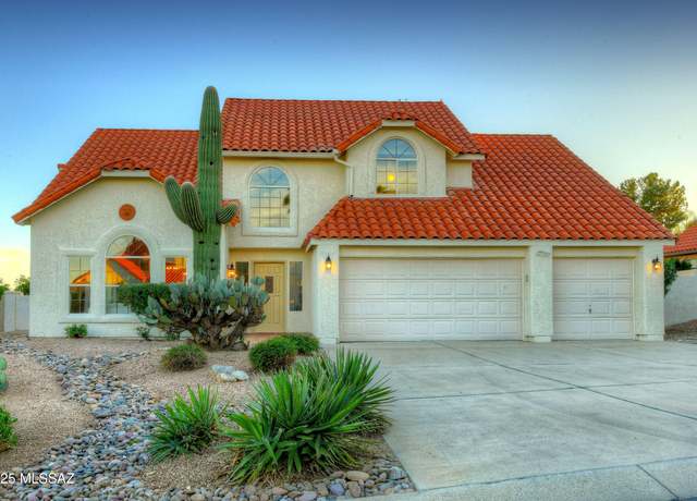Property at 1605 Fairway Pl, Tucson, AZ 85737, 3 beds, 2.5 baths