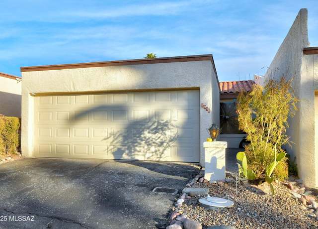 Property at 7956 E Sabino Sunrise Cir, Tucson, AZ 85750, 2 beds, 2 baths