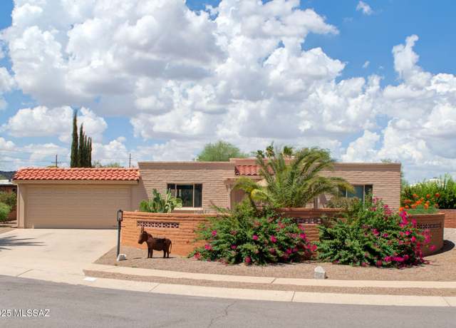 Property at 282 W Calle Melendrez, Green Valley, AZ 85614, 2 beds, 2 baths