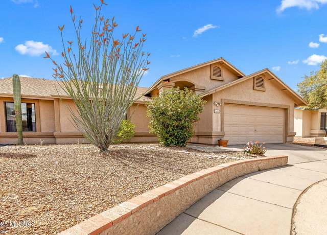 Property at 9625 N Broadmede St, Tucson, AZ 85742, 3 beds, 2 baths