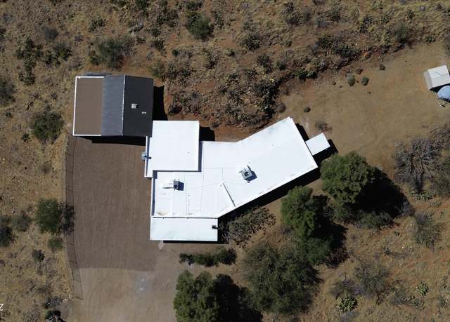 Property at 17801 S Copper Cut Trl, Vail, AZ 85641, 6 beds, 4.5 baths