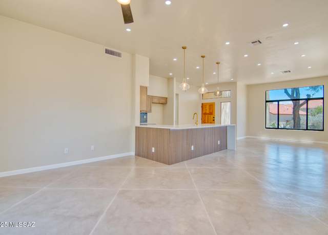 Property at 35 N Southern Swale Ave, Tucson, AZ 85748, 3 beds, 2 baths