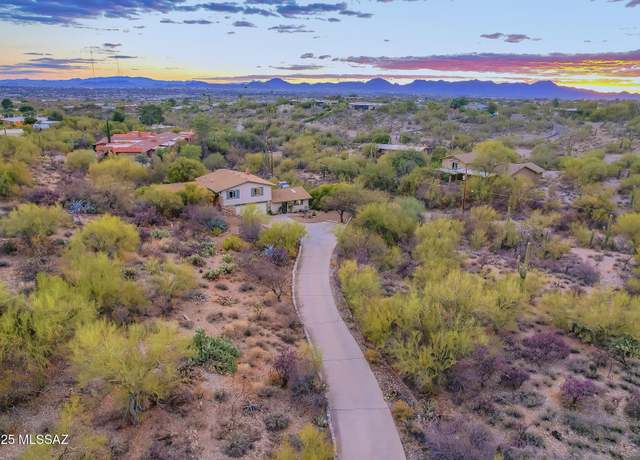 Property at 5190 N Camino Esplendora, Tucson, AZ 85718, 5 beds, 3.5 baths