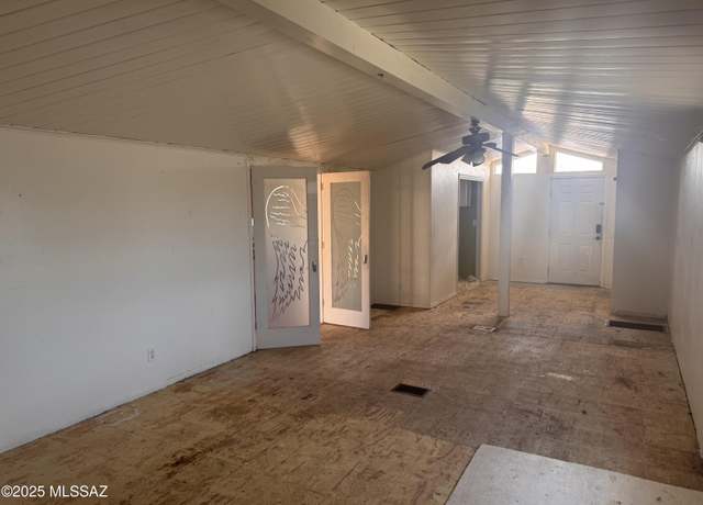 Property at 12200 N Derringer Rd, Marana, AZ 85653, 3 beds, 2 baths