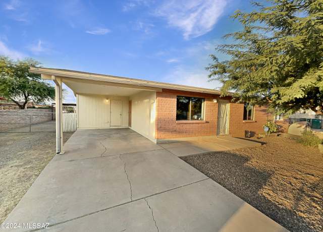 Property at 7448 W Calle Sevilla, Tucson, AZ 85757, 3 beds, 2 baths