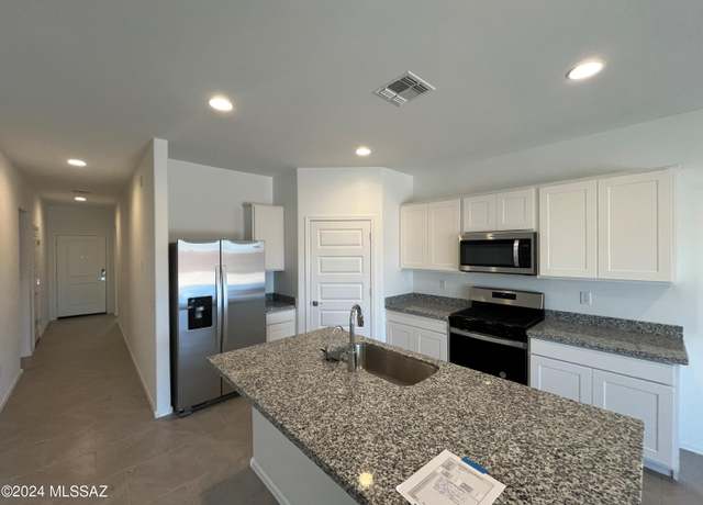 Property at 12428 W Nicholas Dr, Marana, AZ 85653, 4 beds, 2 baths