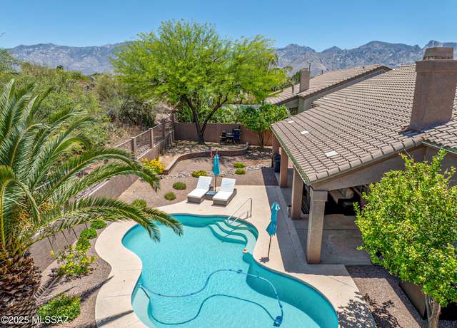 Property at 218 W Milbrae Springs Dr, Oro Valley, AZ 85755, 3 beds, 2.5 baths