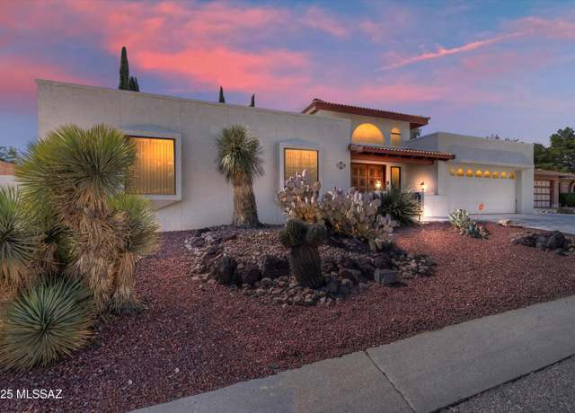 Property at 8240 E Oneida Pl, Tucson, AZ 85715, 4 beds, 2 baths