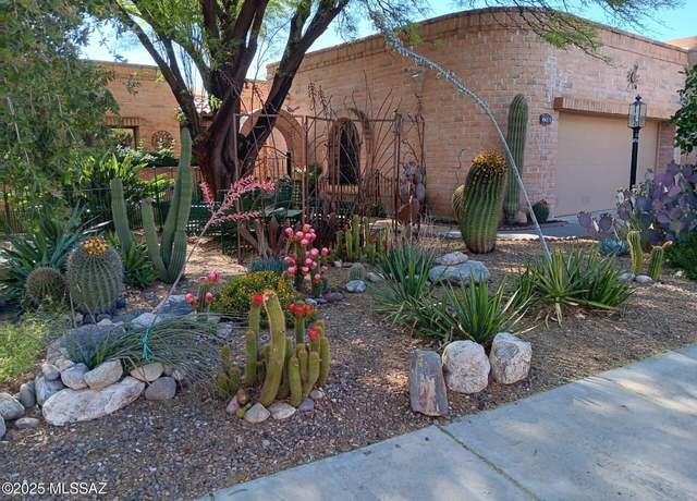 Property at 4631 N Camino Campero, Tucson, AZ 85750, 3 beds, 2 baths