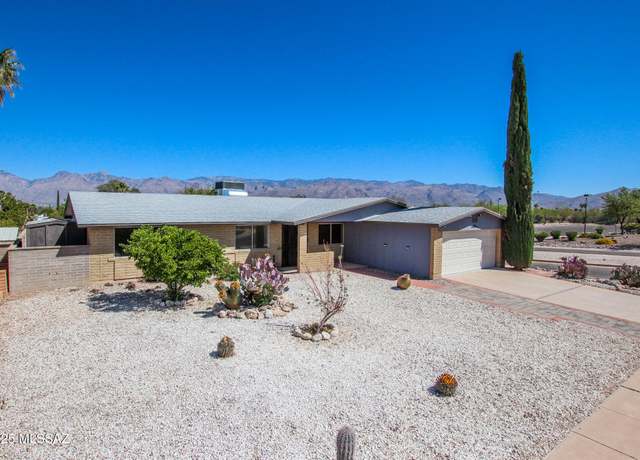 Property at 9935 E Colette St, Tucson, AZ 85748, 3 beds, 2 baths