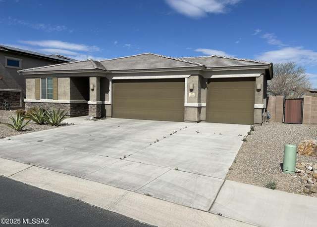 Property at 12160 N Goldenview Ln, Marana, AZ 85653, 5 beds, 3 baths