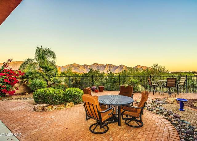 Property at 1125 W Mulligan Dr, Oro Valley, AZ 85755, 2 beds, 2.5 baths