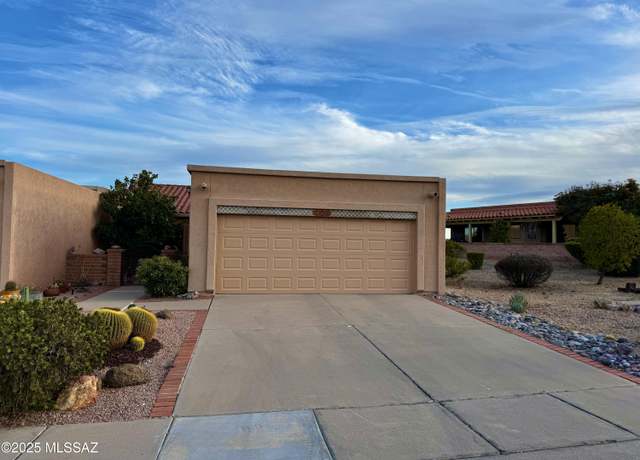 Property at 1439 W Via De Roma, Green Valley, AZ 85622, 2 beds, 2 baths