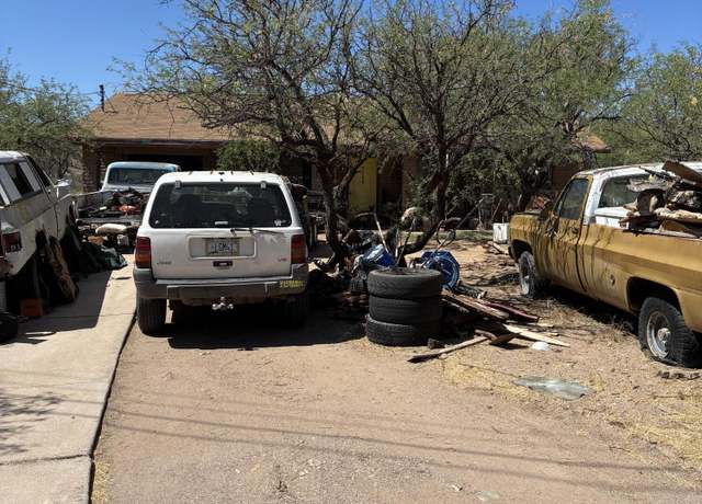 Property at 494 New Ct, Rio Rico, AZ 85648, 3 beds, 2 baths