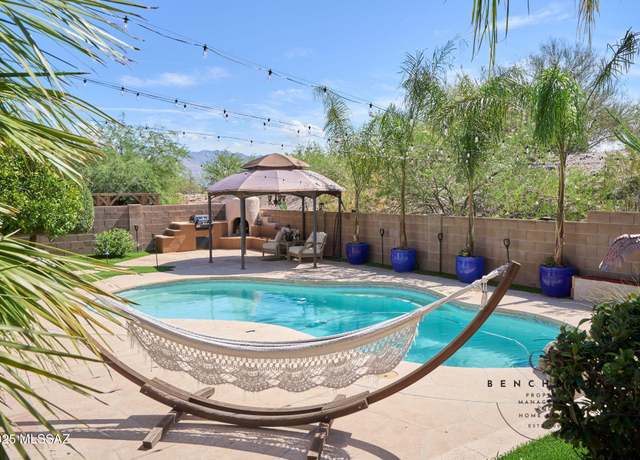 Property at 960 N Western Ridge Trl, Tucson, AZ 85748, 3 beds, 2.5 baths