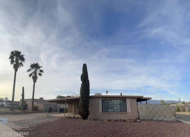 Property at 8221 E Victoria Dr, Tucson, AZ 85730, 4 beds, 2 baths