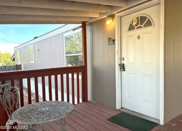 Property at 34 E Camino De Mesa, Huachuca City, AZ 85616, 3 beds, 2 baths