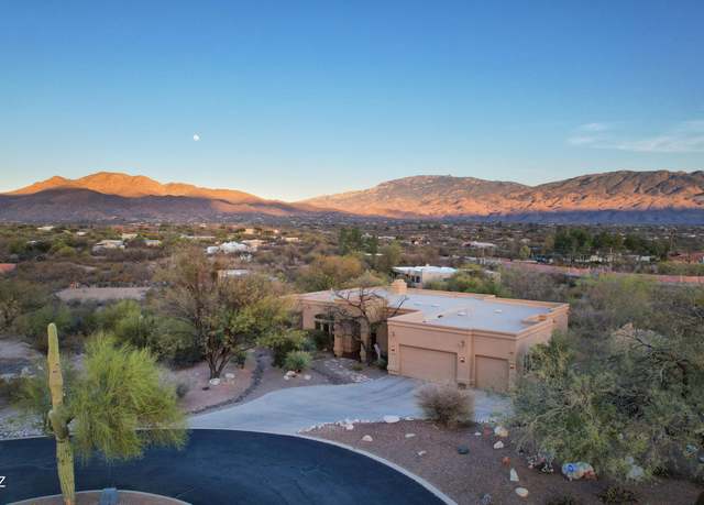 Property at 10697 E Sonoran Vista Trl, Tucson, AZ 85749, 4 beds, 2.5 baths