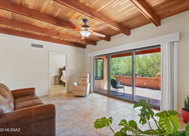 Property at 14006 N Green Tree Dr, Oro Valley, AZ 85755, 2 beds, 2 baths