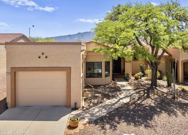 Property at 14006 N Green Tree Dr, Oro Valley, AZ 85755, 2 beds, 2 baths