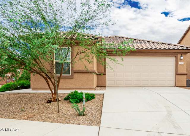 Property at 8579 W Raven Ct, Tucson, AZ 85757, 3 beds, 2 baths