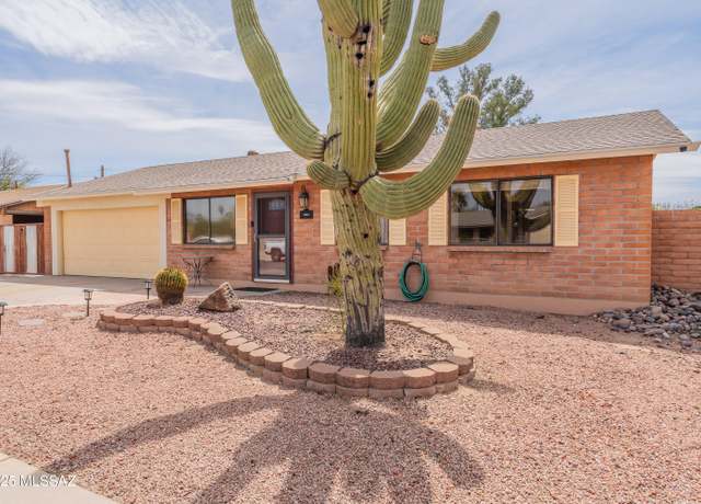 Property at 2915 W Nutmeg Dr, Tucson, AZ 85741, 3 beds, 2 baths