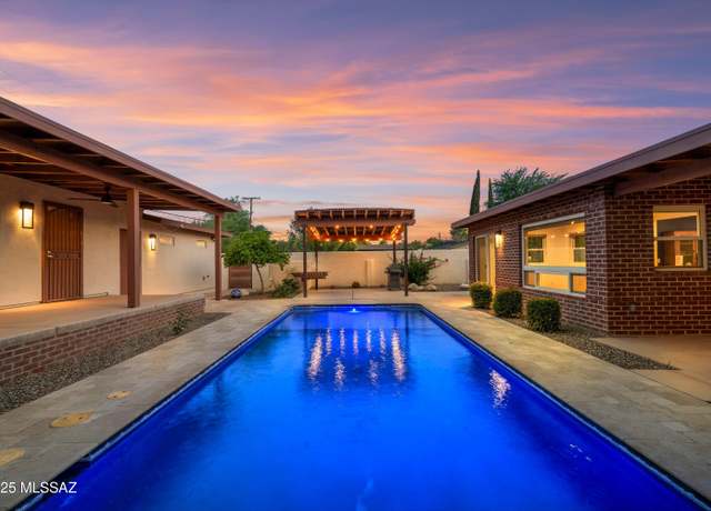 Property at 2302 N Norton Ave, Tucson, AZ 85719, 4 beds, 3 baths