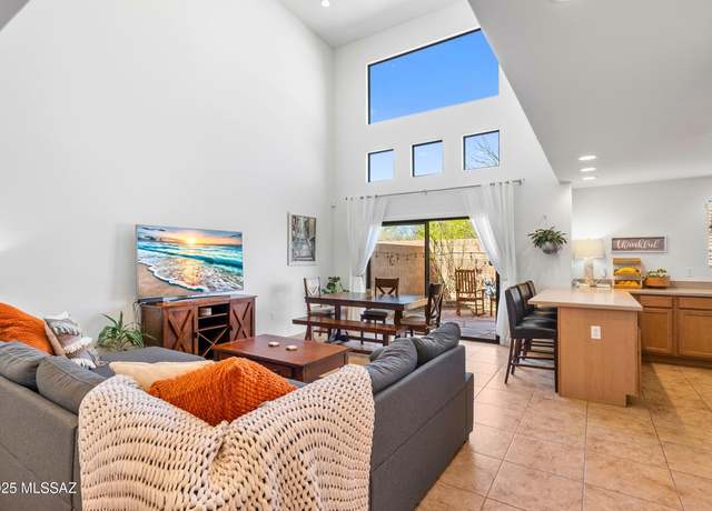 Property at 4126 N Fortune Loop, Tucson, AZ 85719, 3 beds, 2.5 baths