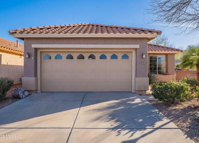 Property at 8143 W Cottonwood Wash Way, Tucson, AZ 85743, 2 beds, 2 baths