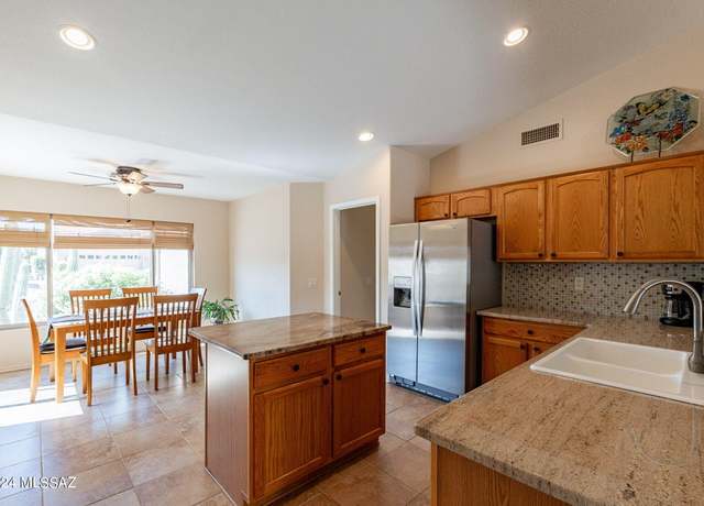 Property at 62834 E Flower Ridge Dr, Saddlebrooke, AZ 85739, 2 beds, 2 baths