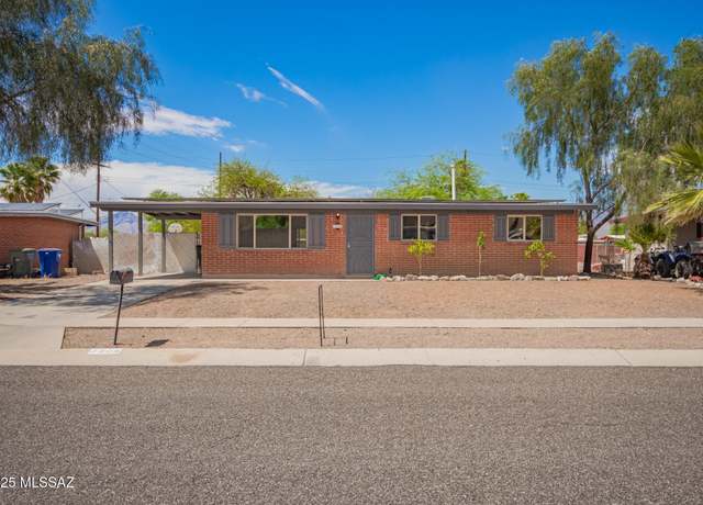 Property at 7909 E Beverly St, Tucson, AZ 85710, 3 beds, 2 baths