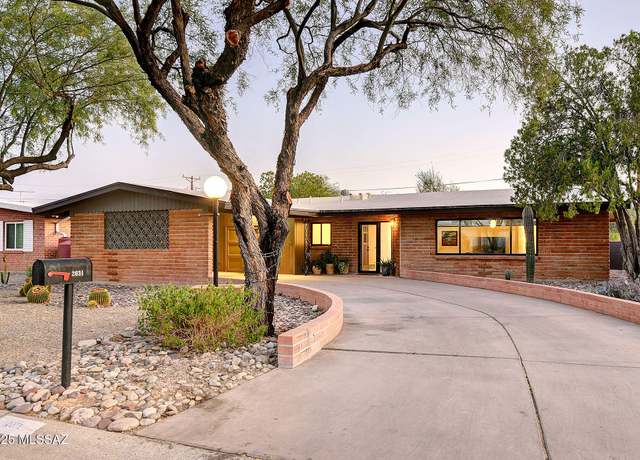 Property at 2031 E La Madera Dr, Tucson, AZ 85719, 3 beds, 2 baths