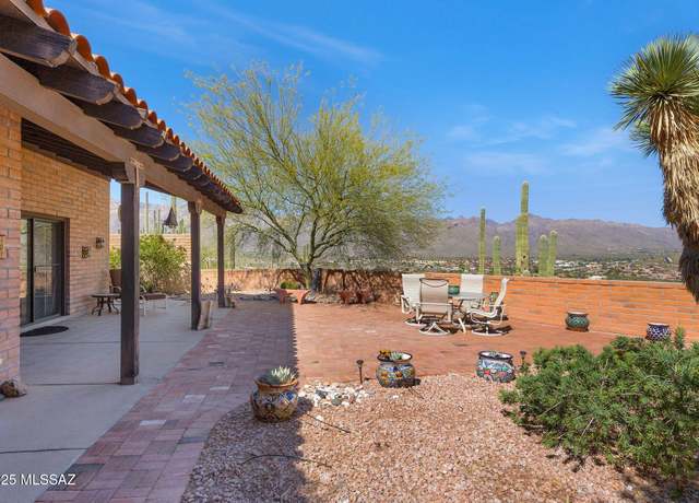 Property at 4460 N Trocha Alegre, Tucson, AZ 85750, 3 beds, 2 baths