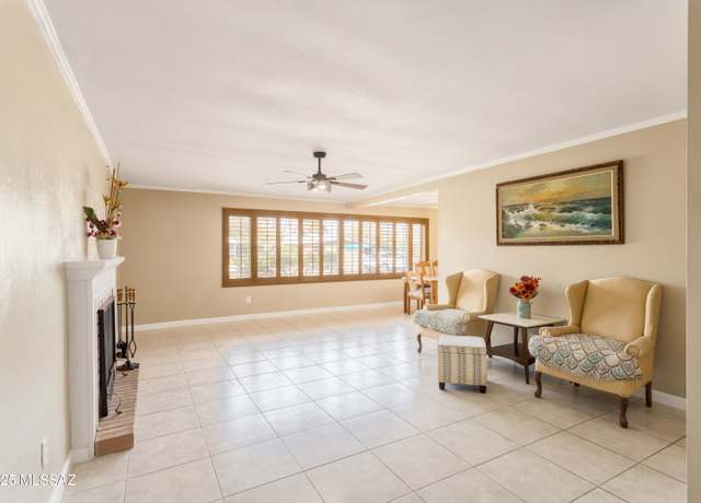 Property at 5826 E Hawthorne St, Tucson, AZ 85711, 3 beds, 2 baths
