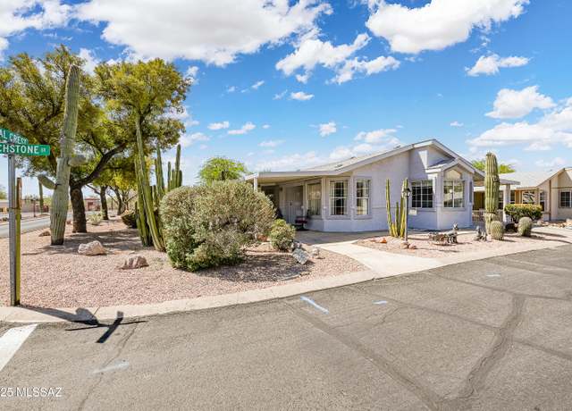 Property at 7669 W Touchstone St, Tucson, AZ 85735, 2 beds, 2 baths