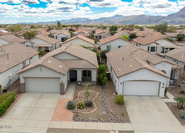 Property at 7621 W Copper Crest Pl, Tucson, AZ 85743, 2 beds, 2 baths