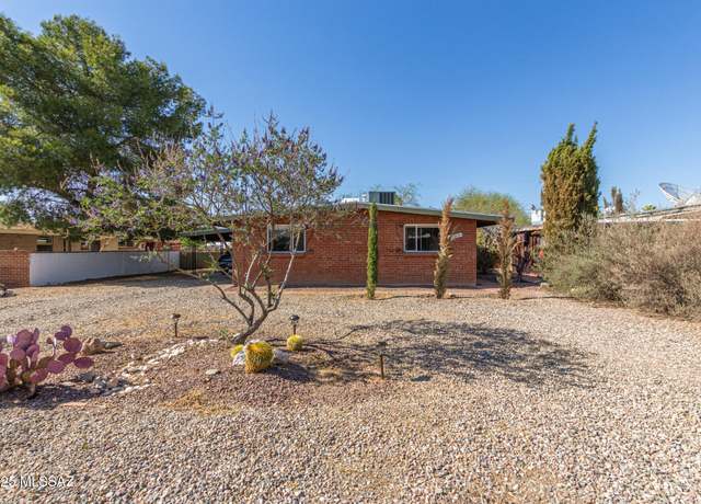 Property at 5809 E Rosewood St, Tucson, AZ 85711, 3 beds, 2 baths