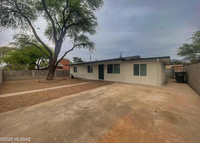 Property at 4349 E Lester St, Tucson, AZ 85712, 5 beds, 2 baths