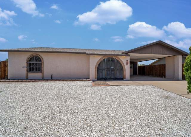 Property at 8011 N Bounty Pl, Tucson, AZ 85741, 3 beds, 2 baths