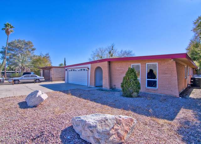 Property at 4510 E Fort Lowell Rd, Tucson, AZ 85712, 4 beds, 2 baths