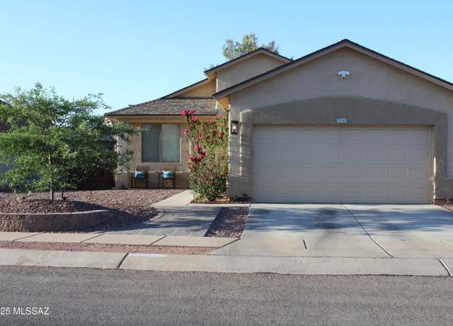 Property at 7747 S Lions Spring Way, Tucson, AZ 85747, 3 beds, 2 baths