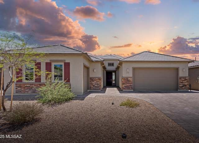 Property at 10630 N Iron Peak Dr, Tucson, AZ 85742, 4 beds, 3 baths