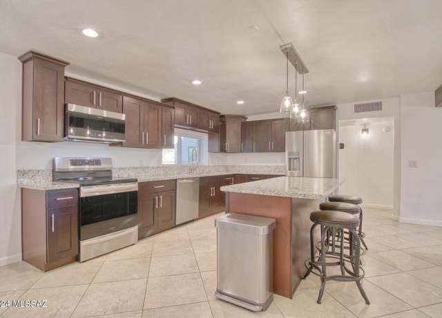 Property at 3360 W Montgomery St, Tucson, AZ 85742, 4 beds, 2 baths