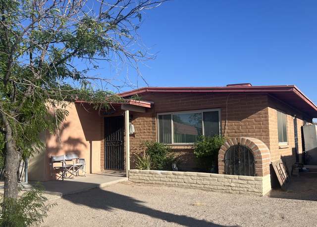 Property at 1417 W St Clair St, Tucson, AZ 85745, 3 beds, 2 baths